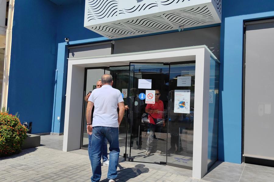 Εργαζόμενοι στη ΔΕΥΑΝ