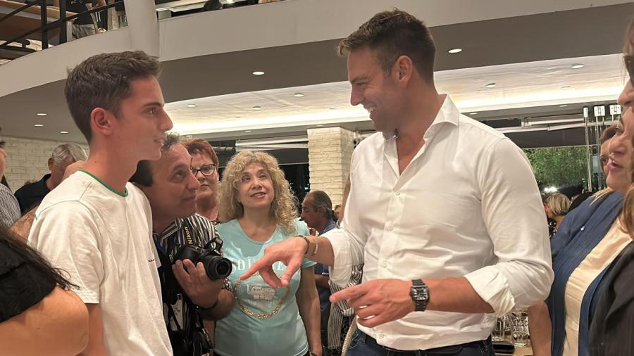 ΣΤΕΦΑΝΟΣ ΚΑΣΣΕΛΑΚΗΣ ΣΑΛΑΜΙΝΑ