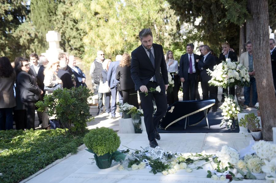 Μνημόσυνο για τα τρία χρόνια από τον θάνατο της Φώφης Γεννηματά, στο Α' Νεκροταφείο Αθηνών