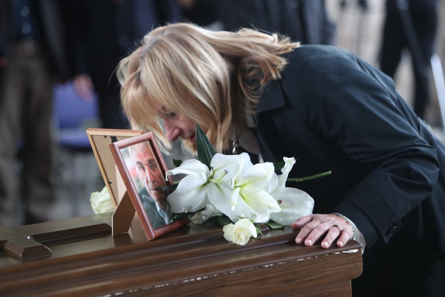 Η σορός του Γιάννη Μπουτάρη