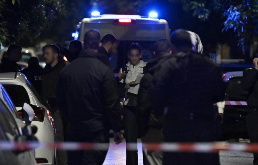 Η αστυνομία στο σημείο που έπεσαν πυροβολισμοί στην Κυψέλη