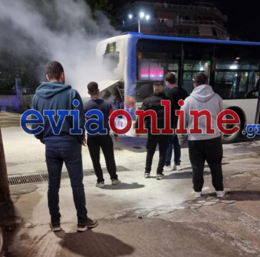 Φωτιά σε λεωφορείο του ΚΤΕΛ στην Χαλκίδα