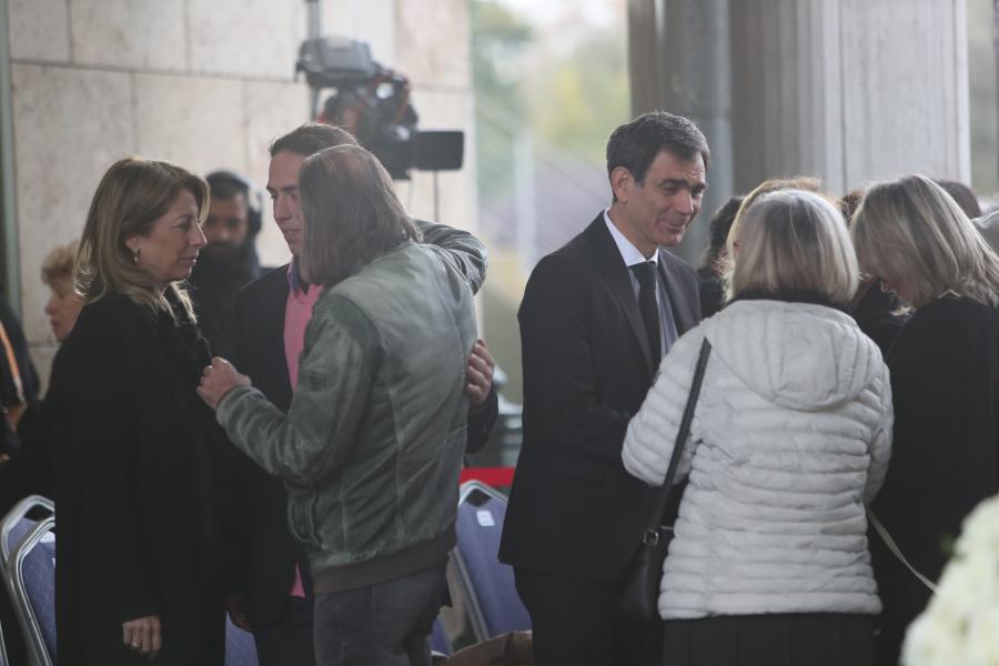 Λαϊκό προσκύνημα για Μπουτάρη