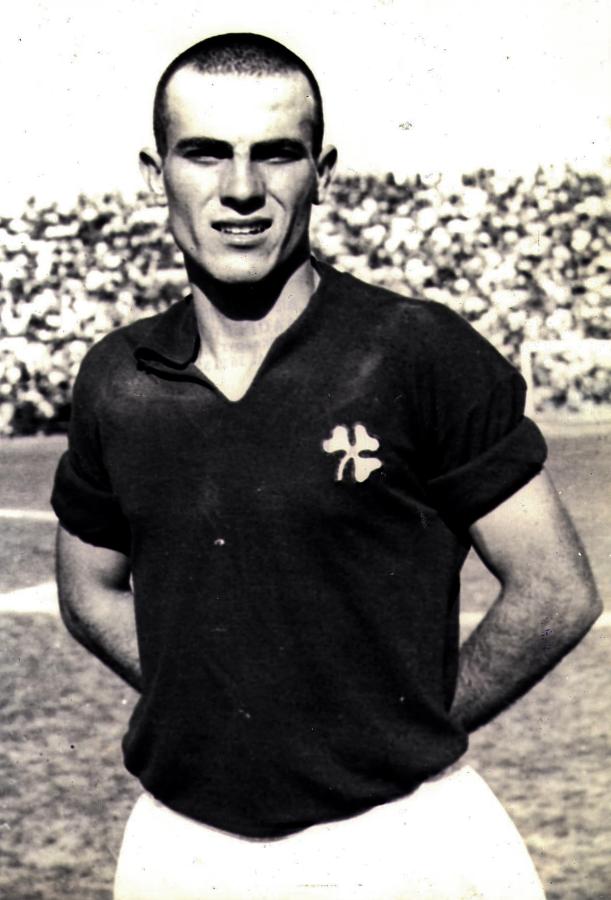 Μίμης Δομάζος 8