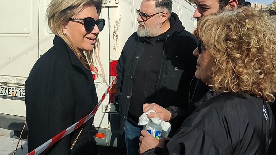 Η Μαρία Καρυστιανού συνομιλεί με την Μάγδα Φύσσα