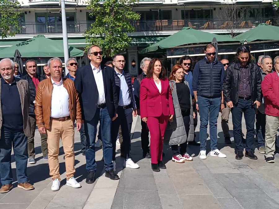 Η Καλλιόπη Βέττα στον εορτασμό της Εργατικής Πρωτομαγιάς στην Κοζάνη
