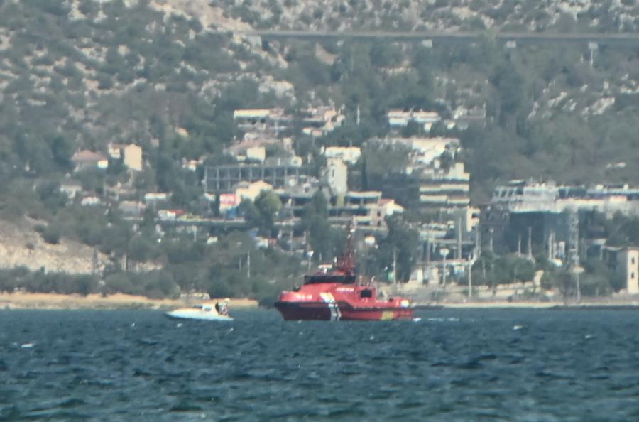 Ελικόπτερο στην Ελευσίνα