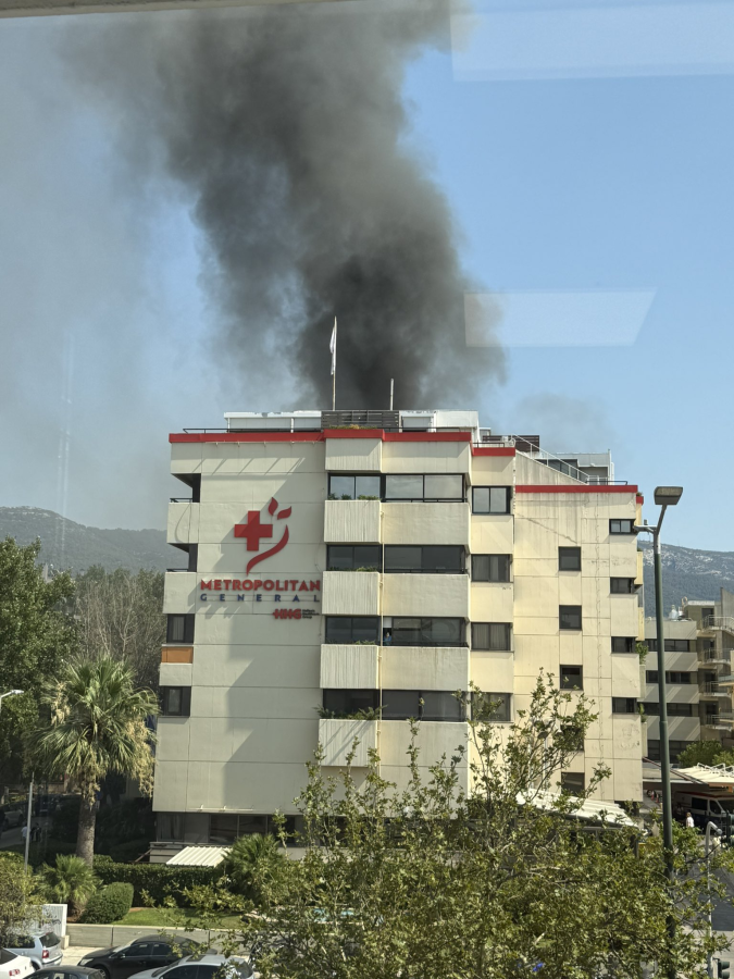 Καπνός στο νοσοκομείο Metropolitan