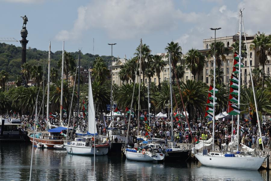 Ξεκινάει σήμερα ο στολίσκος πλοίων Global Sumud Flotilla που θέλει να σπάσει τον ισραηλινό αποκλεισμό της Λωρίδας της Γάζας