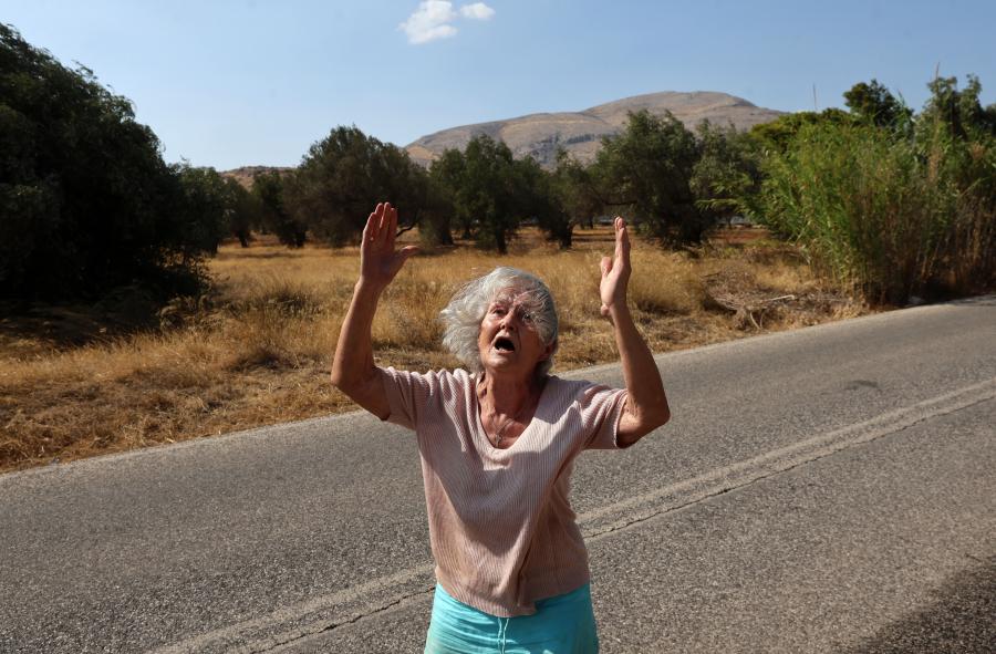 Φωτιά στην Κερατέα
