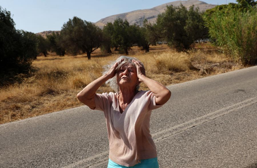 Φωτιά στην Κερατέα