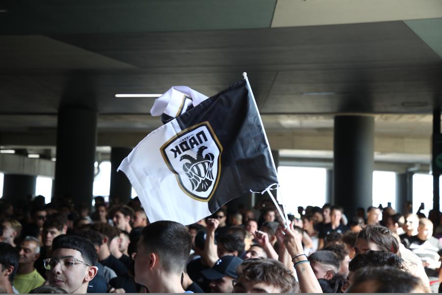 «Χαμός» στο αεροδρόμιο «Μακεδονία» για τον Χρήστο Ζαφείρη