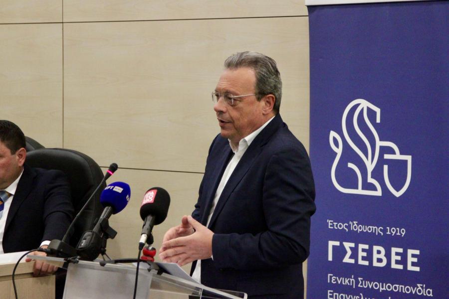 Ο Σωκράτης Φάμελλος
