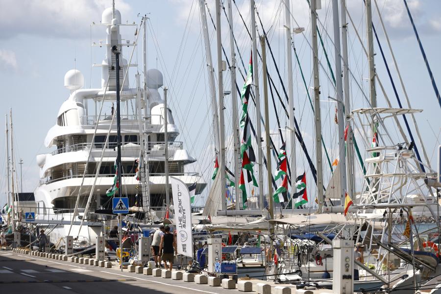 O στολίσκος πλοίων Global Sumud Flotilla που θέλει να σπάσει τον ισραηλινό αποκλεισμό της Λωρίδας της Γάζας