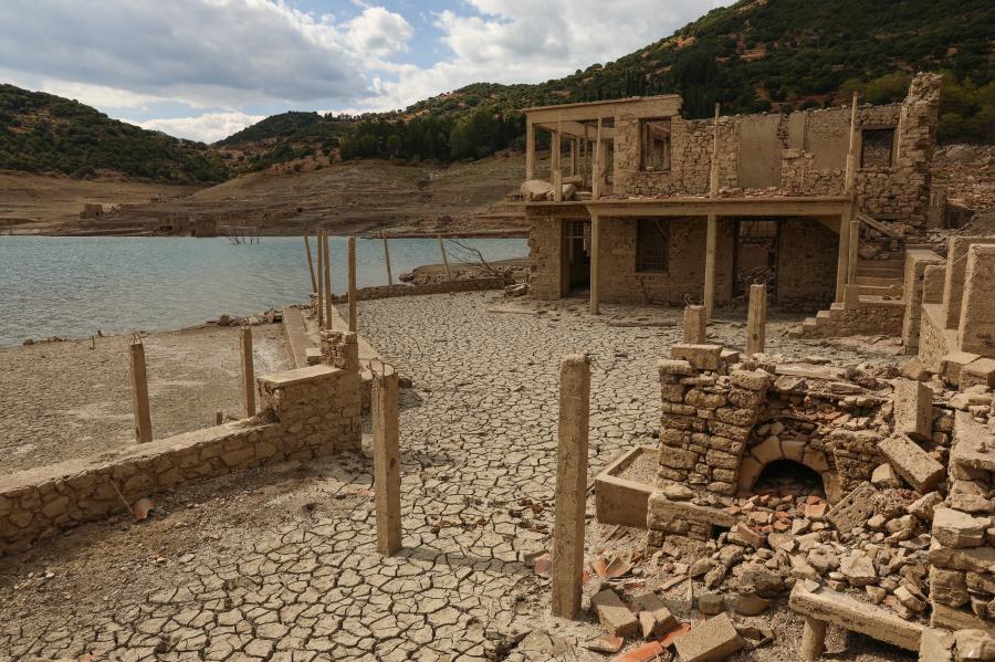 ΜΟΡΝΟΣ ΧΩΡΙΟ ΚΑΛΛΙΟ