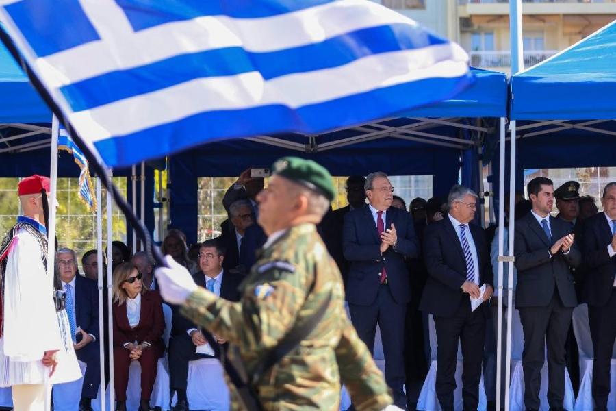 Ο Σωκράτης Φάμελλος στην στρατιωτική παρέλαση στη Θεσσαλονίκη, 28 Οκτωβρίου 2025