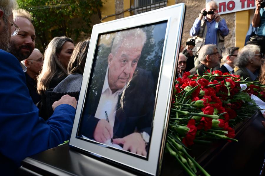 Κηδεία Αλέκου Φλαμπουράρη
