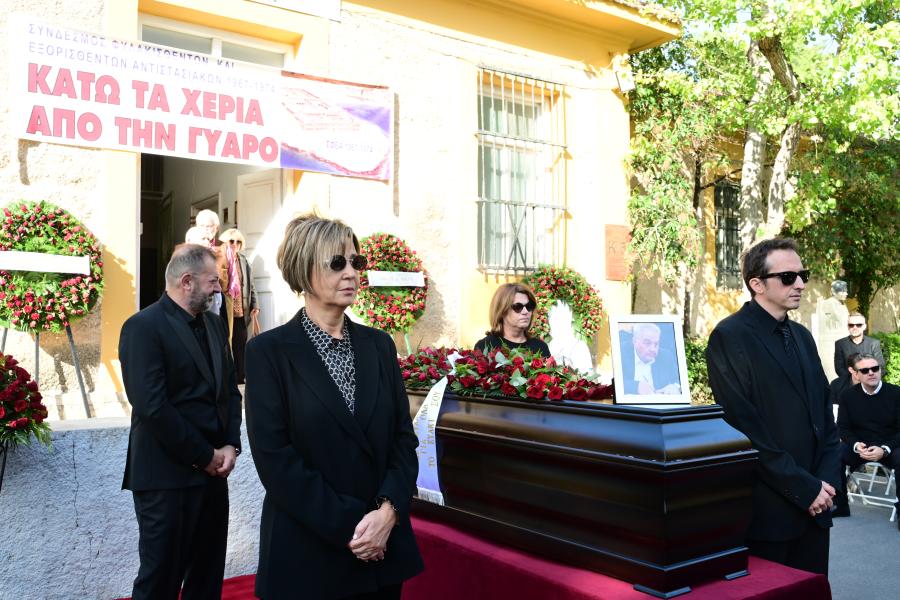 Κηδεία Αλέκου Φλαμπουράρη 10