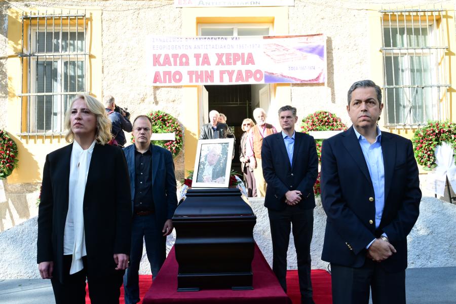 Κηδεία Αλέκου Φλαμπουράρη 11