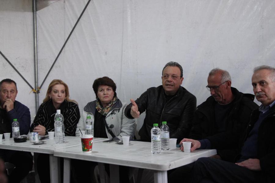 Επίσκεψη του προέδρου του ΣΥΡΙΖΑ-ΠΣ, Σωκράτη Φάμελλου στο αγροτικό μπλόκο στον Ε65