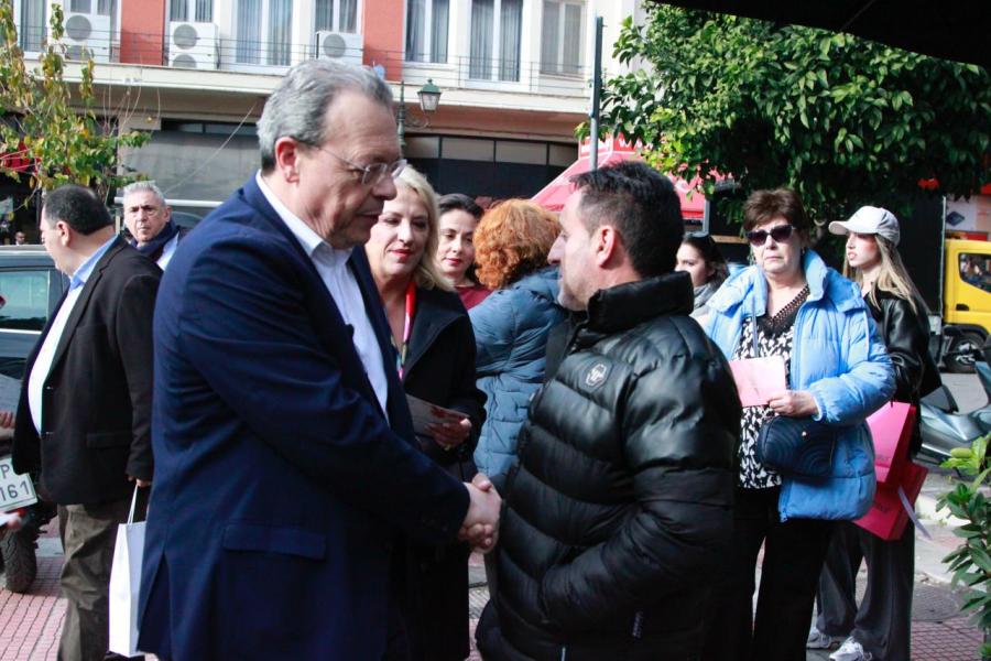 Περιοδεία Φάμελλου στον Πειραιά
