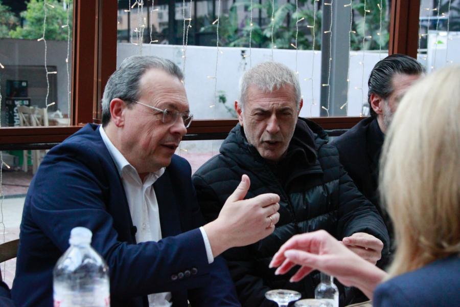 Περιοδεία και συναντήσεις του προέδρου του ΣΥΡΙΖΑ-ΠΣ, Σωκράτη Φάμελλου στον Πειραιά