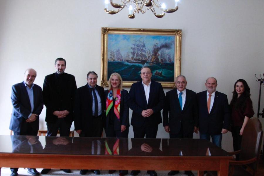 Περιοδεία και συναντήσεις του προέδρου του ΣΥΡΙΖΑ-ΠΣ, Σωκράτη Φάμελλου στον Πειραιά