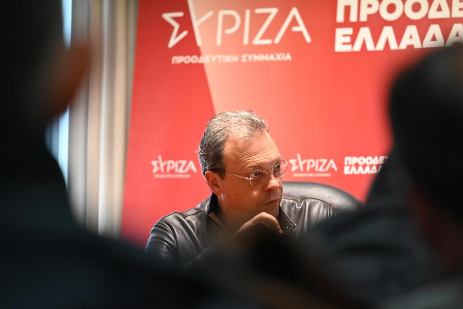 Συνάντηση του προέδρου του ΣΥΡΙΖΑ-ΠΣ, Σωκράτη Φάμελλου με αγρότες, κτηνοτρόφους και οστρακοκαλλιεργητές στη Χαλάστρα