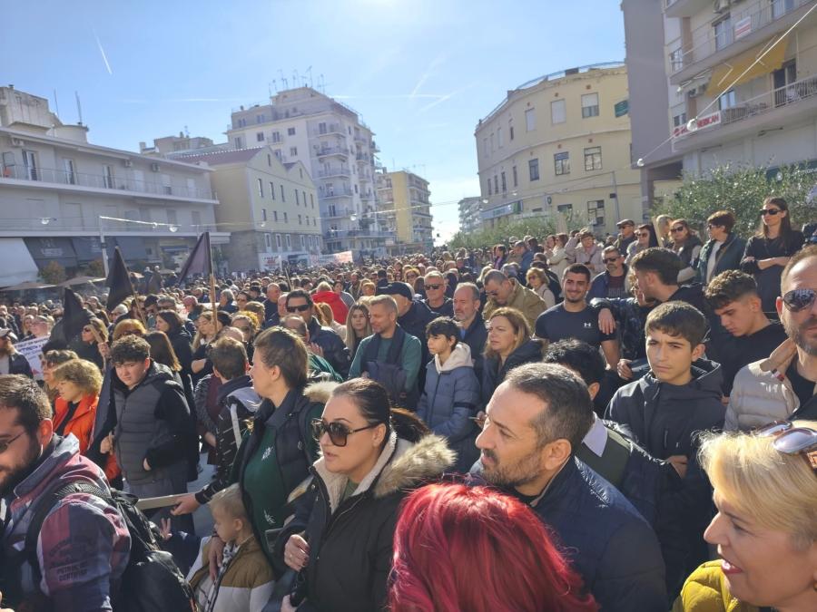 Συγκέντρωση διαμαρτυρίας στην Καβάλα ενάντια στην αποθήκευση διοξειδίου του άνθρακα στις υπόγειες αποθήκες του Πρίνου