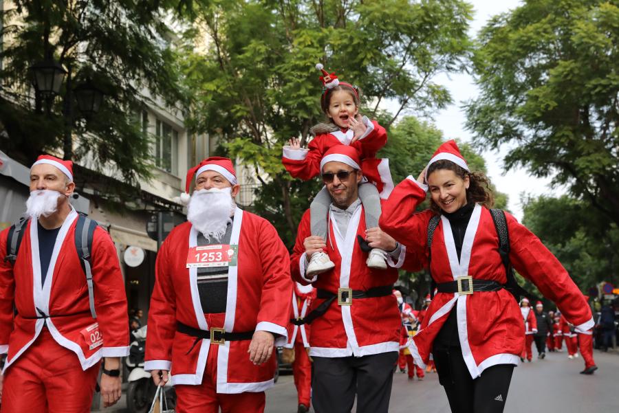 ATHENS SANTA RUN 2025 στο κέντρο της Αθήνας