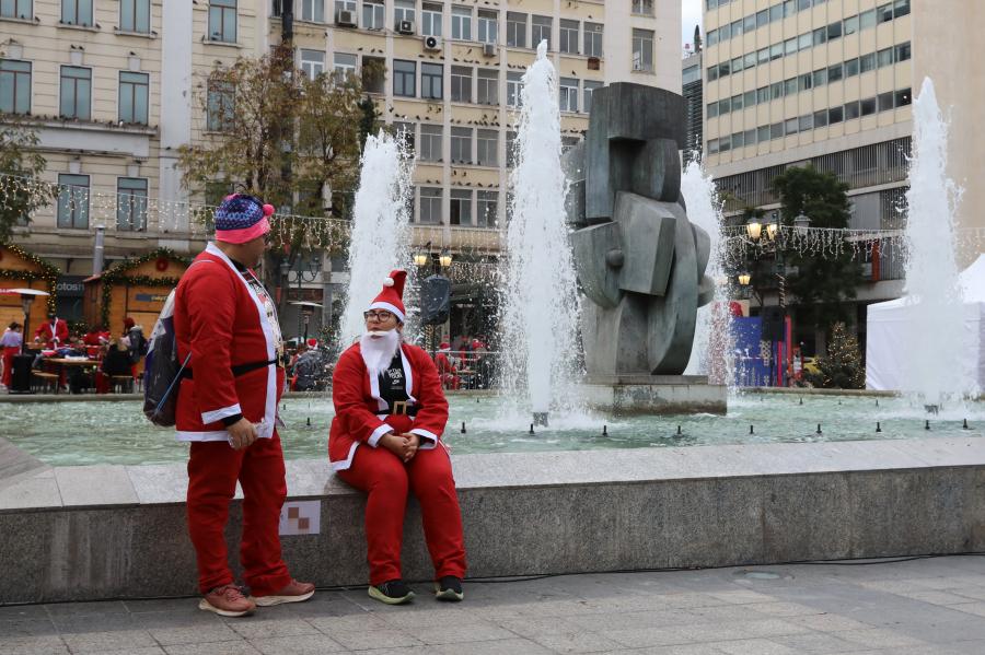 ATHENS SANTA RUN 2025 στο κέντρο της Αθήνας