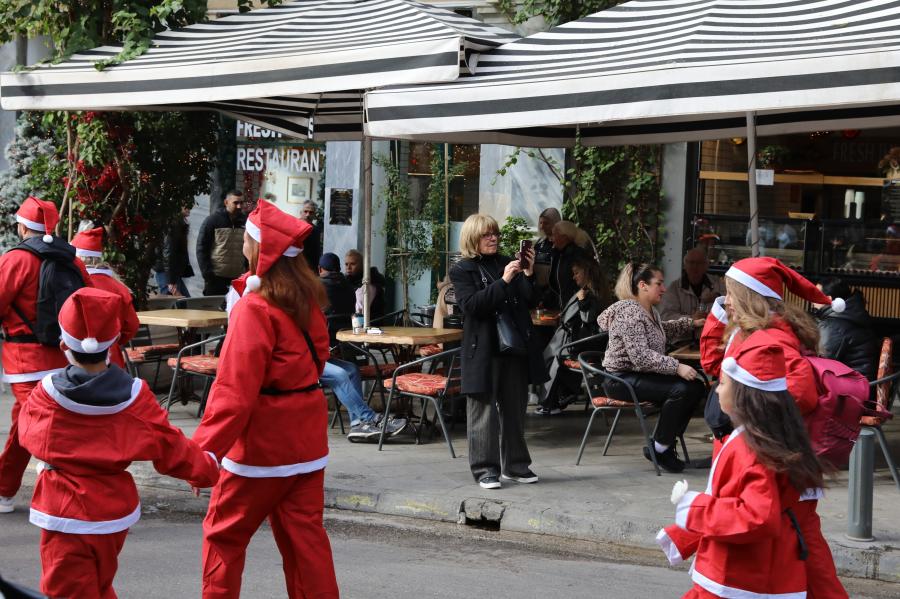 ATHENS SANTA RUN 2025 στο κέντρο της Αθήνας