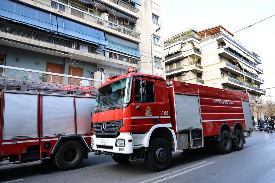 Πυρκαγιά σε υπόγειο διαμέρισμα στα Πατήσια