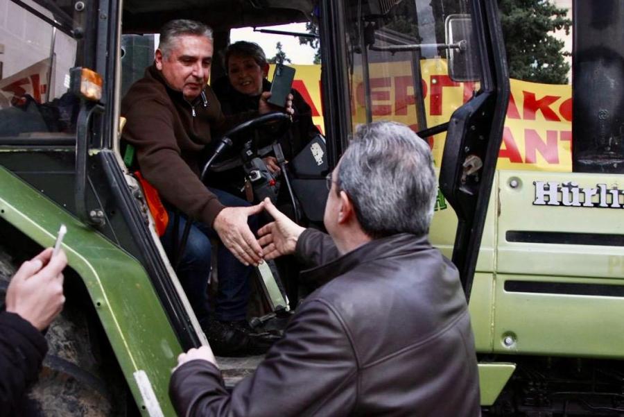 Ο Φάμελλος στο αγροτικό συλλαλητήριο στο Σύνταγμα