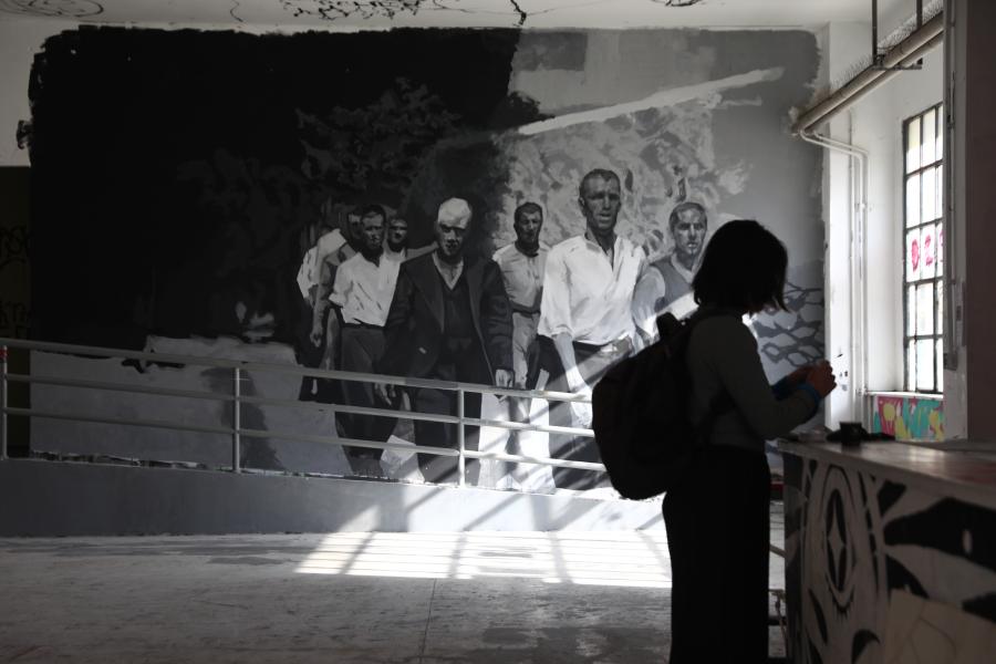 Τοιχογραφία με τους 200 της Καισαριανής στην Σχολή Καλών Τεχνών