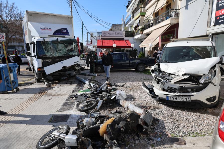 Τροχαίο στη Θηβών 2