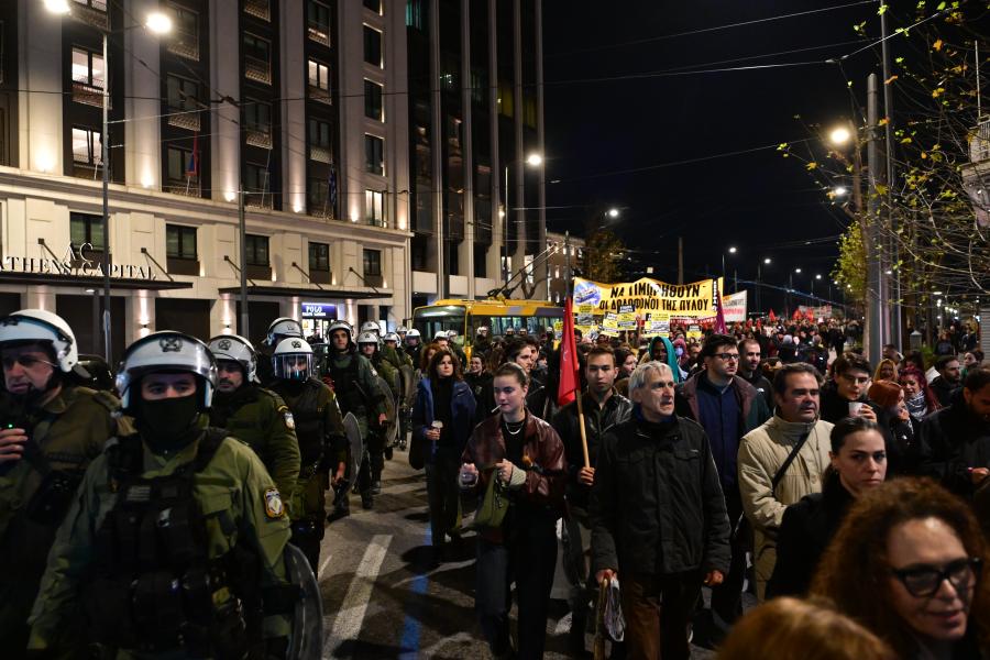 Συγκέντρωση και πορεία στην Αθήνα για την τραγωδία στη Χίο
