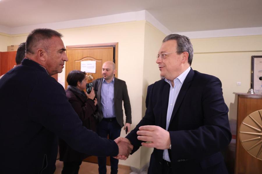Συνάντηση Φάμελλου με πρόεδρο της Ομοσπονδίας Πρατηριούχων Εμπόρων Καυσίμων και τον πρόεδρο της Ένωσης Βενζινοπωλών Θεσσαλονίκης