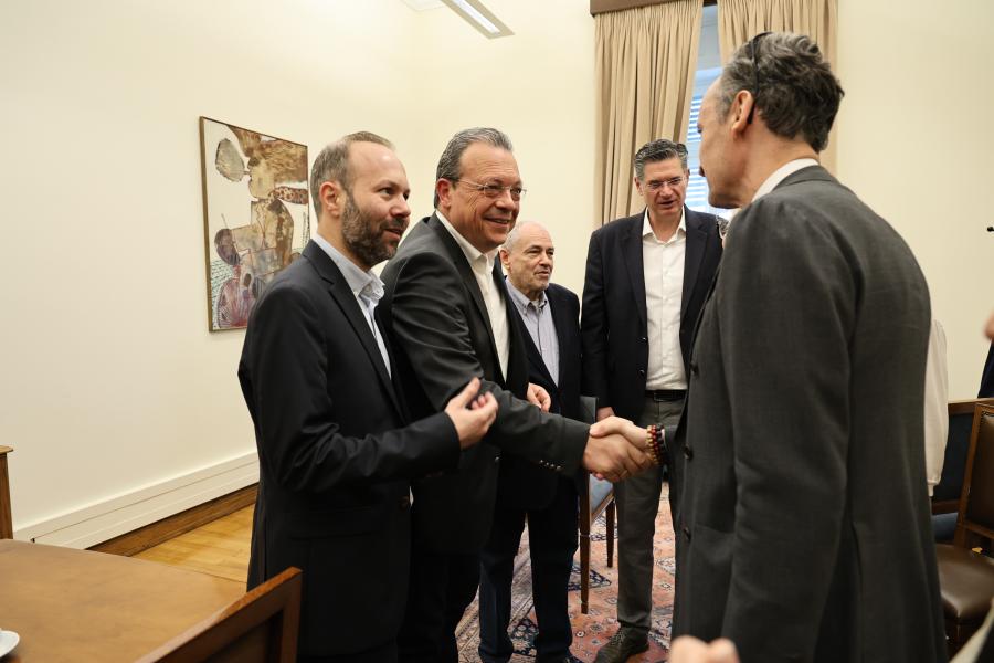 ΦΑΜΕΛΛΟΣ