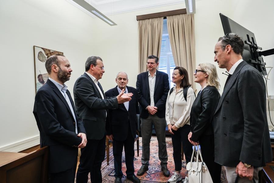 ΦΑΜΕΛΛΟΣ