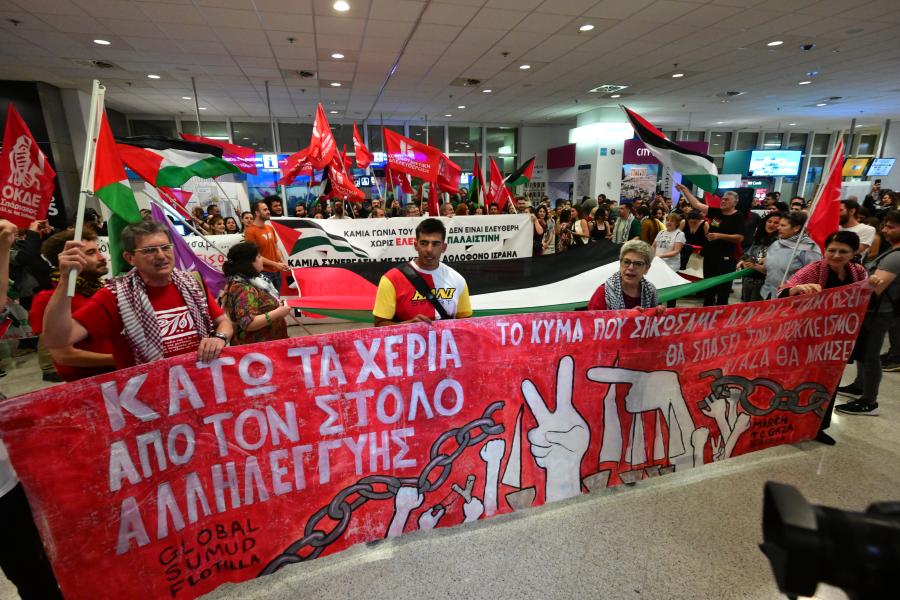 Θερμή υποδοχή της ελληνικής αποστολής του Global Sumud Flotilla στο Ελ. Βενιζέλος