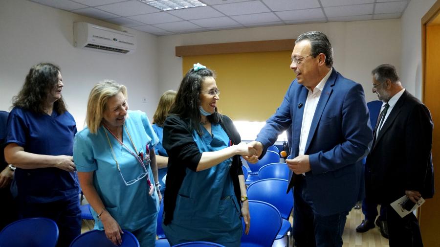 Επίσκεψη Σωκράτη Φάμελλου στο Λαϊκό