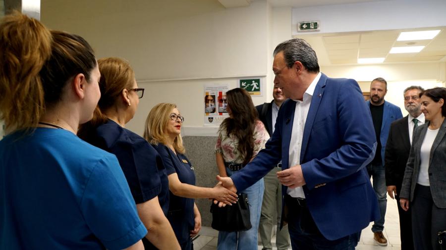 Επίσκεψη Σωκράτη Φάμελλου στο Λαϊκό