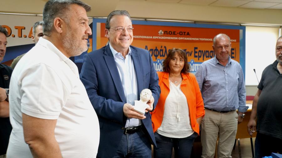 Συνάντηση του προέδρου του ΣΥΡΙΖΑ-ΠΣ, Σωκράτη Φάμελλου, με την Εκτελεστική Επιτροπή της ΠΟΕ-ΟΤΑ