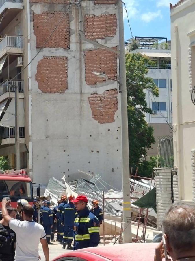 Κατάρρευση π