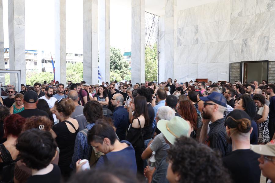 Η κηδεία της Πάολας Ρεβενιώτη στο Α' Νεκροταφείο Αθηνών, Σάββατο 11 Ιουλίου 2026