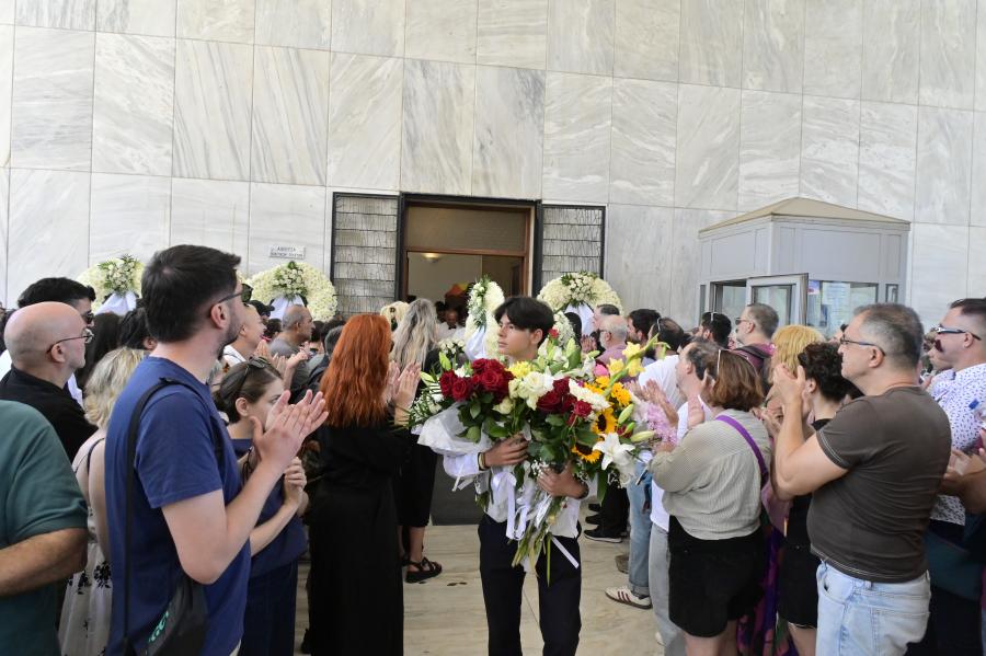 Η κηδεία της Πάολας Ρεβενιώτη στο Α' Νεκροταφείο Αθηνών, Σάββατο 11 Ιουλίου 2026