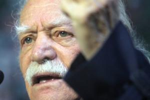 Μανώλης Γλέζος
