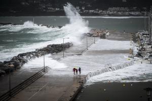 Καιρός κακοκαιρία άνεμοι μποφόρ