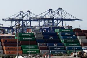 COSCO ΠΕΙΡΑΙΑς ΛΙΜΑΝΙ